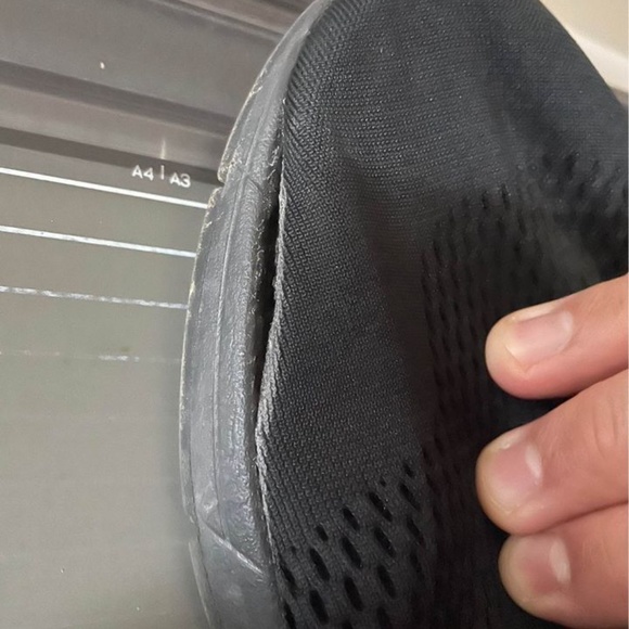 Used New Balance 247 size 11 - Picture 4 of 4